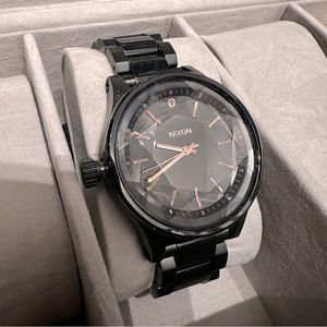 Nixon Facet. NWT Women’s watch